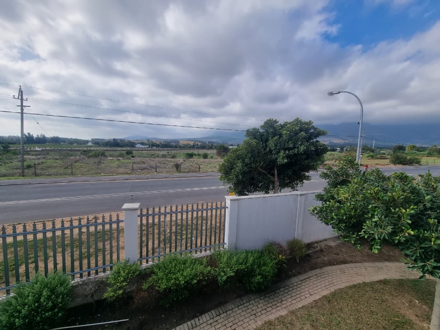 2 Bedroom Property for Sale in Klein Drakenstein Western Cape